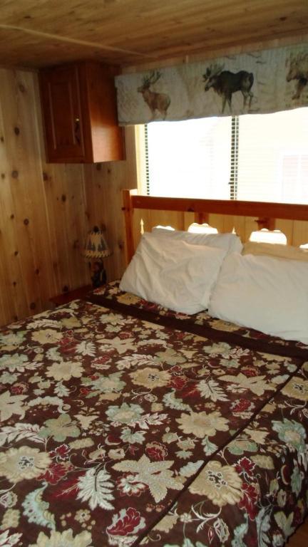 Cedar Pines Resort South Lake Tahoe Room photo